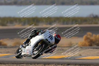 media/Dec-18-2022-SoCal Trackdays (Sun) [[8099a50955]]/Turn 14 (940am)/